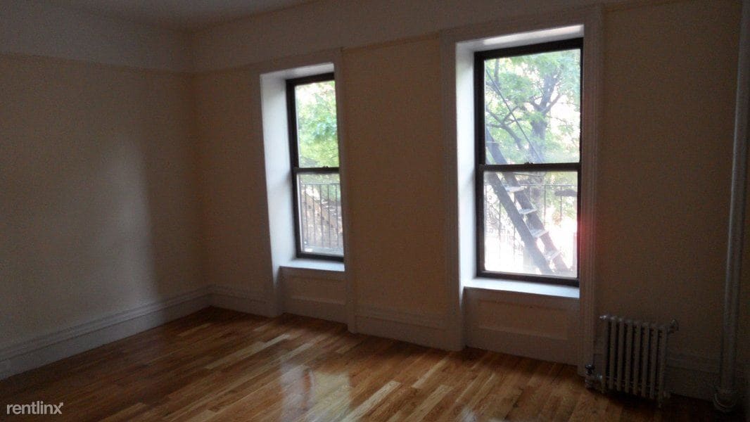 Building Photo - 402 W 148th St