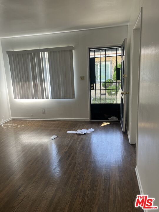 Foto del edificio - 714 Cory Dr