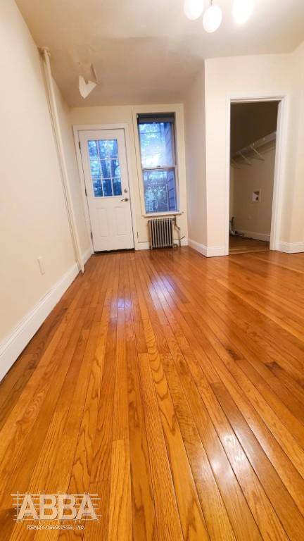 Building Photo - 329 18th St