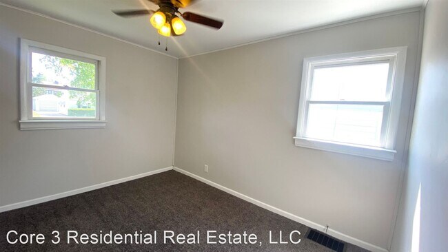 Foto del edificio - 3 br, 1 bath House - 903 W Purtscher Drive