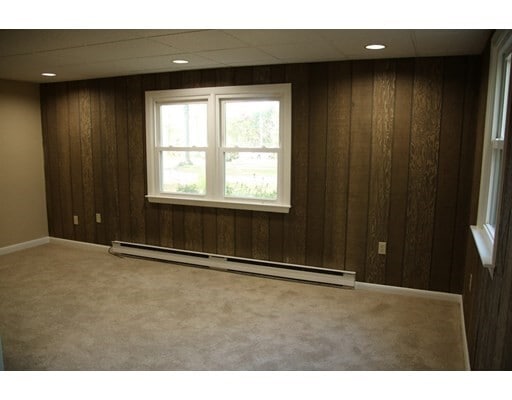 Building Photo - 5 Castaldi Dr