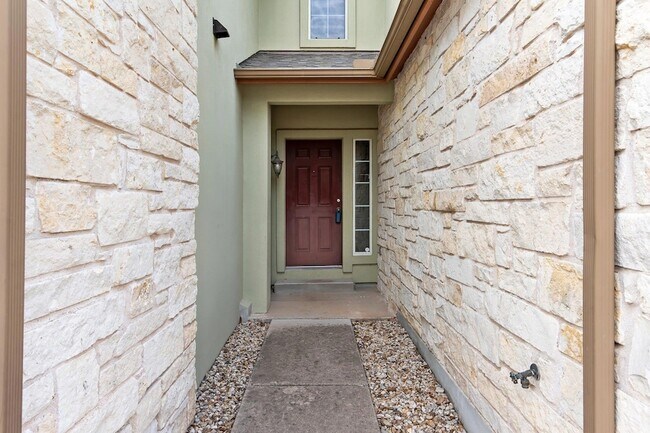 Foto del edificio - 2410 Great Oaks Dr