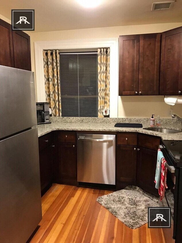 Foto principal - 1 bedroom in Brookline MA 02446