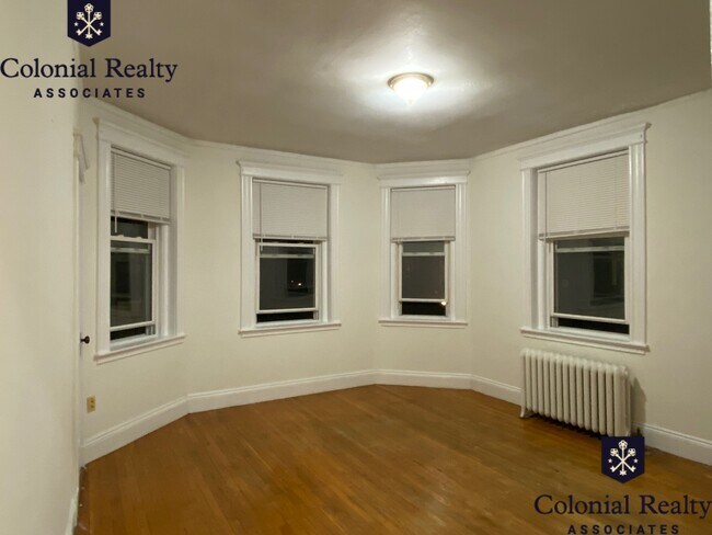 Foto del edificio - 44 Strathmore Rd