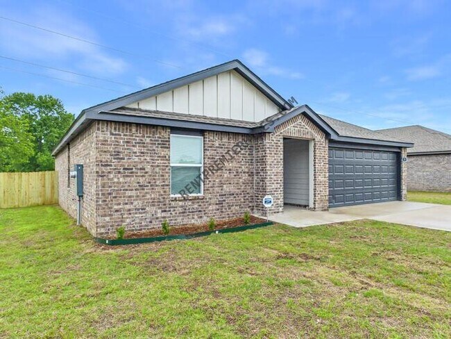 Building Photo - 3 Vineyard Dr