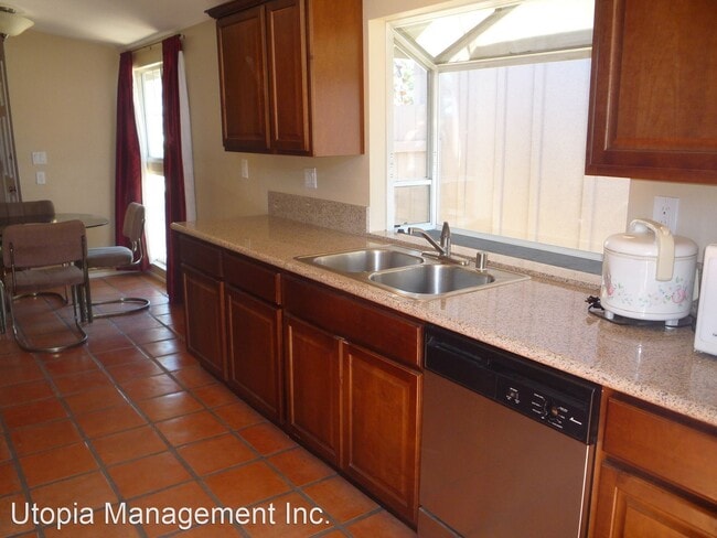 Building Photo - 3 br, 2 bath House - 12946 Morene St.