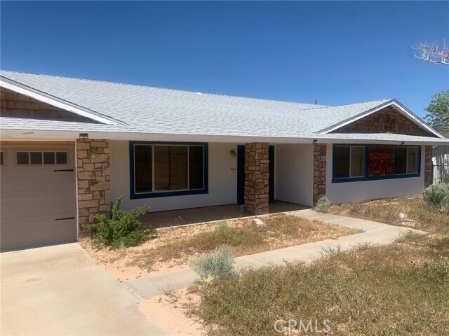 Foto principal - 26030 Rancho St