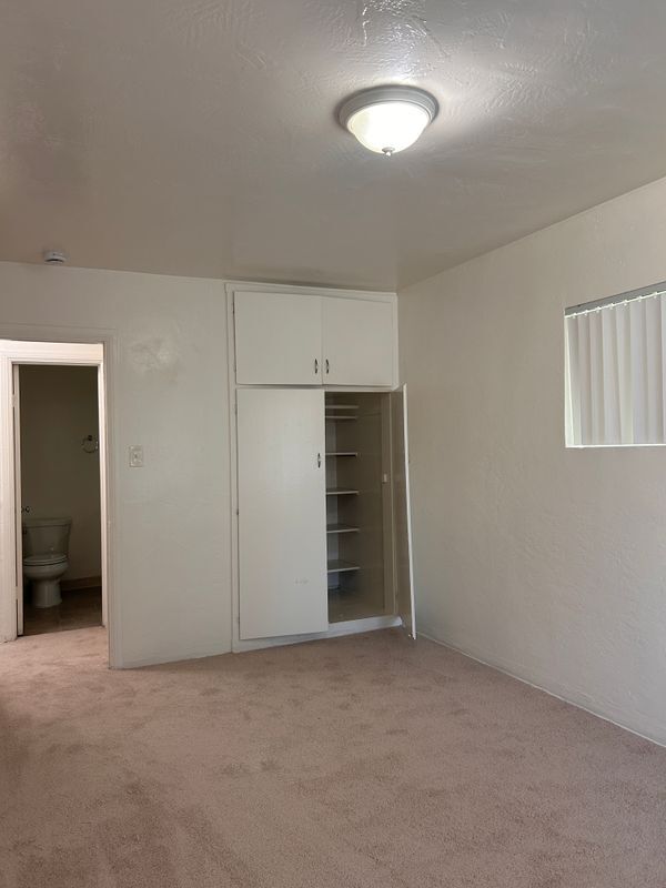 Foto del edificio - 2836 Jarvis St