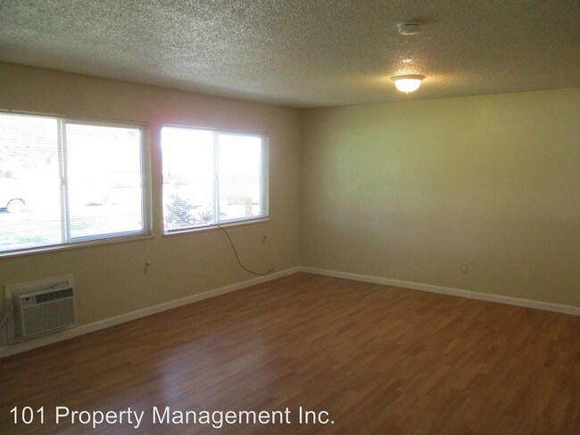 Building Photo - 1240 Eunice Ct