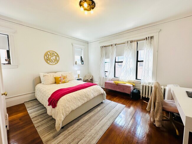 Foto del edificio - 458 Park Dr