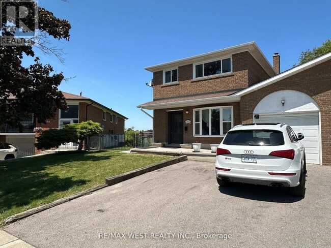Building Photo - 152 Rainbow Dr