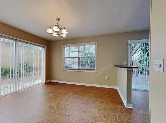 Foto del edificio - 7604 Glades Ct