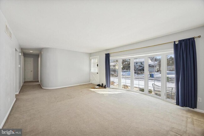 Foto del edificio - 318 Brentwood Ave