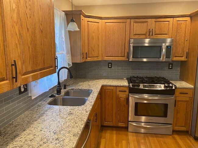 Foto del edificio - Fantastic 5 Bedroom Home in West Greeley