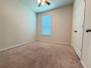Building Photo - 10233 Cleartide Ln