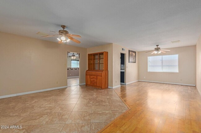 Building Photo - Charming 3 bedroom home in Glendale!
