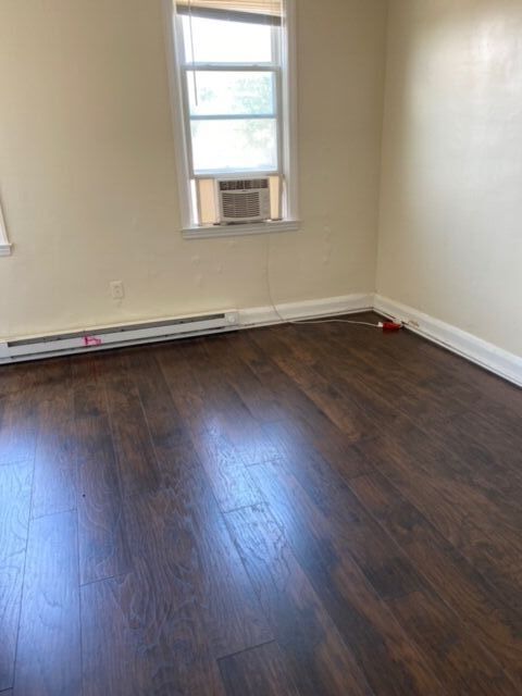Foto del edificio - 2633 E Preston St