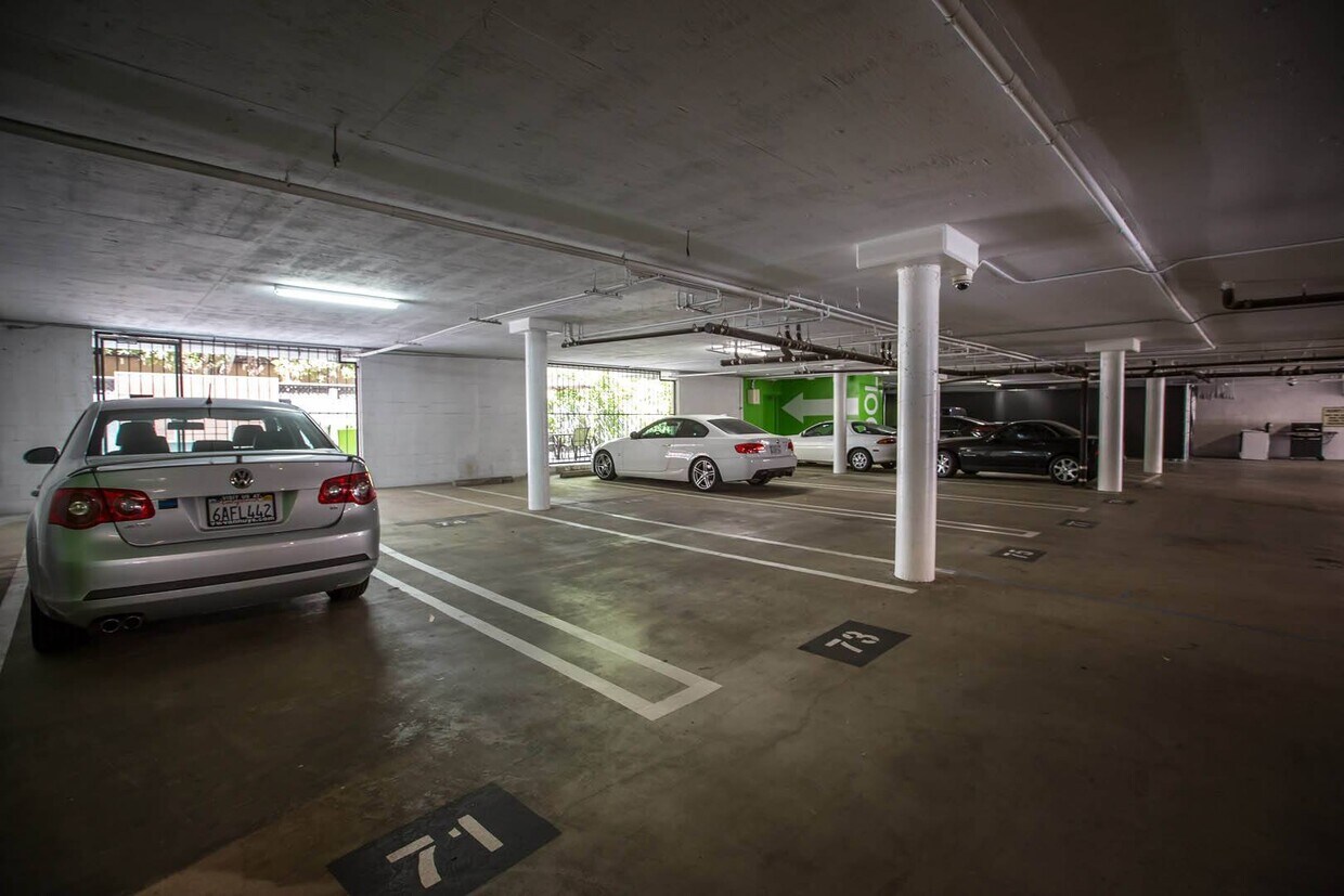 Toluca Lofts Apartments in Toluca Lake, CA Westside Rentals