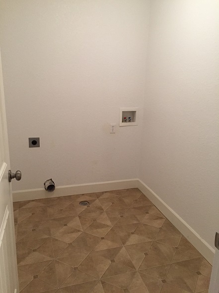 Primary Photo - 170 Fox Hills Dr