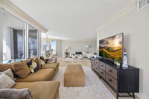 Foto del edificio - Collins Avenue, Sunny Isles Beach, FL 33160 - 3 BR 3 BA condo