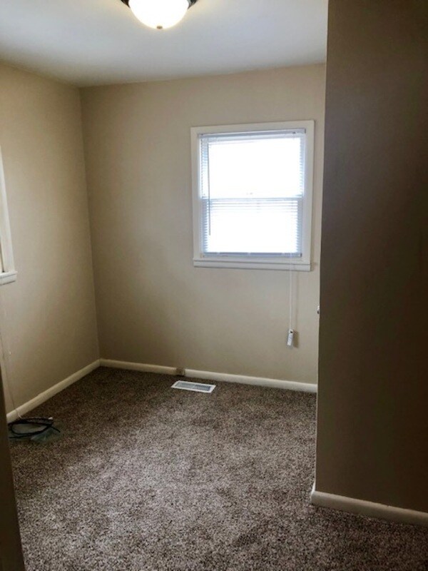 Foto del edificio - 518 W 13th Ave