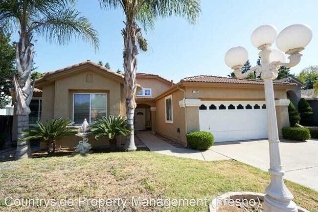 Building Photo - 3 br, 2 bath House - 5862 W. Fir Avenue