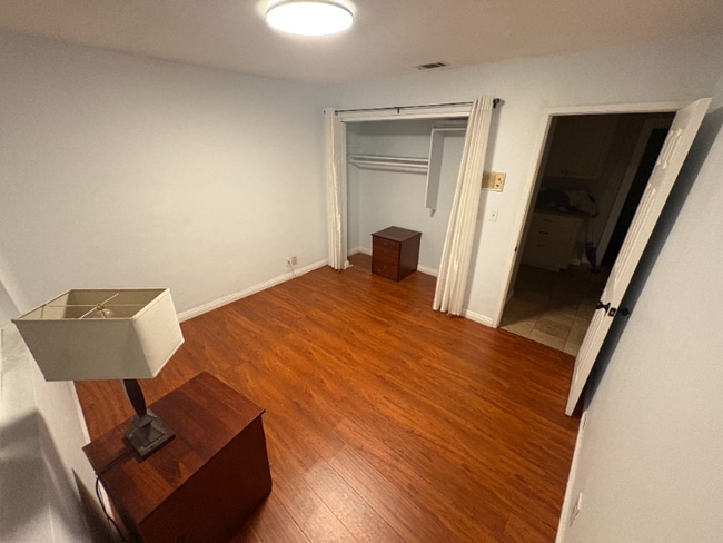 Building Photo - 483 Rancho Del Sol Dr