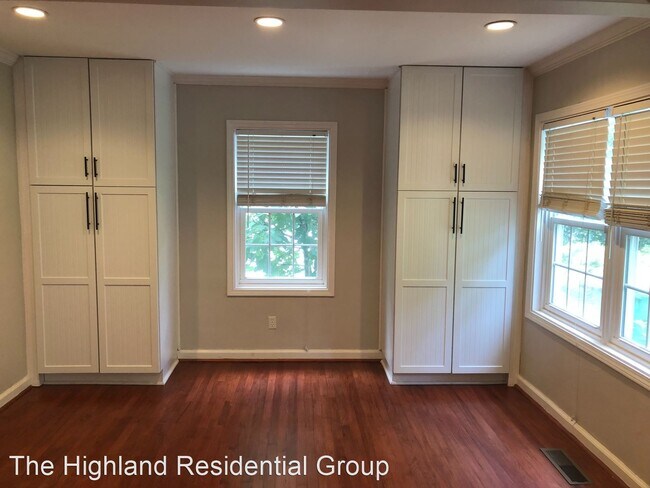 Building Photo - 2 br, 2 bath House - 1353 Arnold Avenue NE