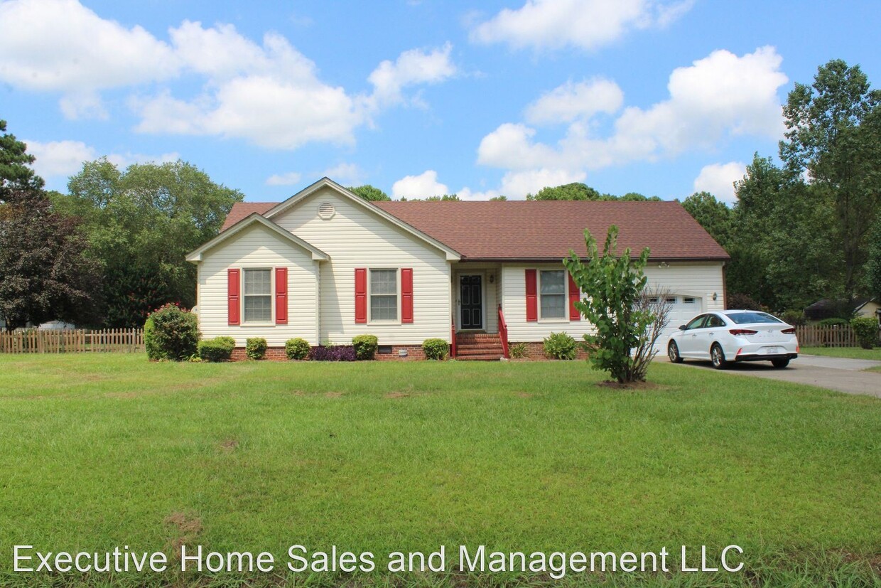 Primary Photo - 3 br, 2 bath House - 213 Wyatt Drive