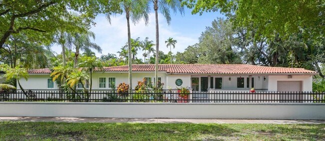 Foto del edificio - 1436 Mantua Ave