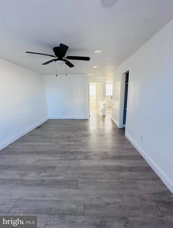 Foto del edificio - 7130 Clinton Rd