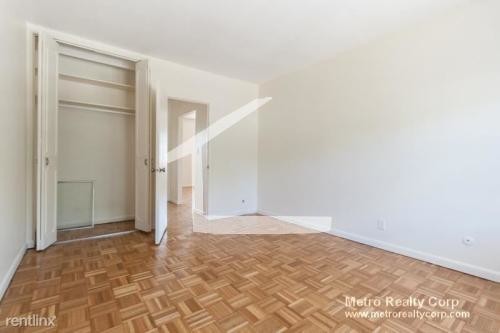Foto del edificio - 31 Lake Shore Rd