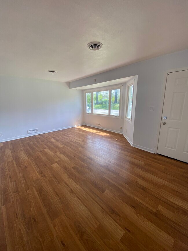 Foto del edificio - 1414 Central Ave