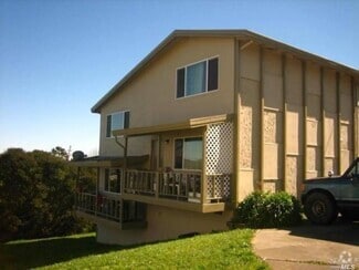 Building Photo - 142 Harrier Ave