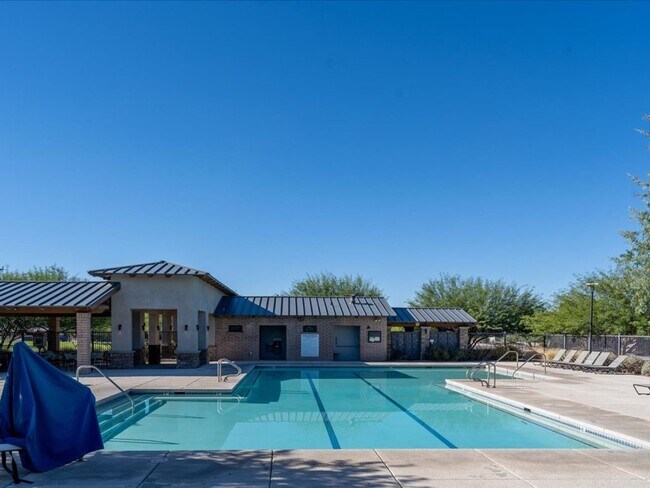 Foto del edificio - La Estancia 4 Bed 2.5 Bath Home