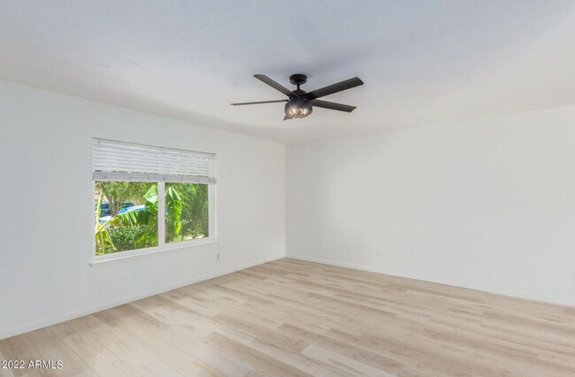 Building Photo - 6440 S 16th Way