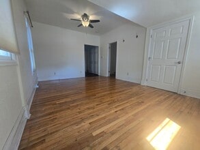 Building Photo - 1025 Alta St