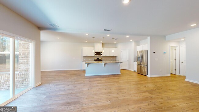 Building Photo - 2061 Ecoland Dr