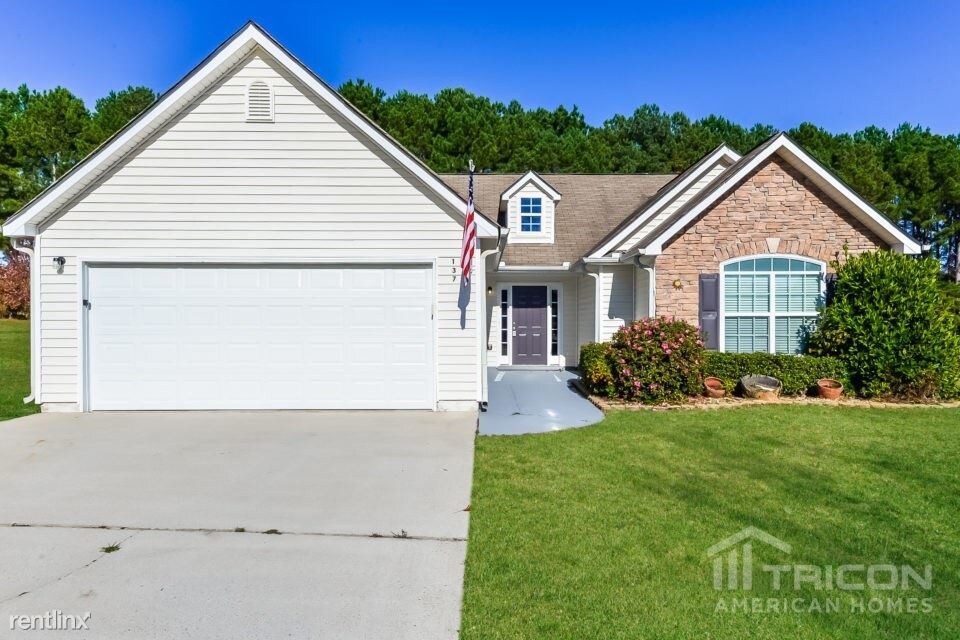 137 Fears Dr, Hampton, GA 30228 House Rental in Hampton, GA