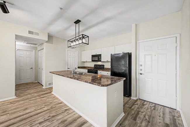Building Photo - 18416 N Cave Creek Rd