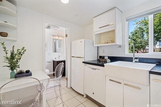 Building Photo - 58 Ceres St