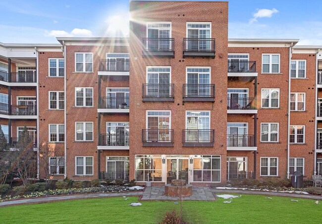 Building Photo - 1451 Belmont St NW