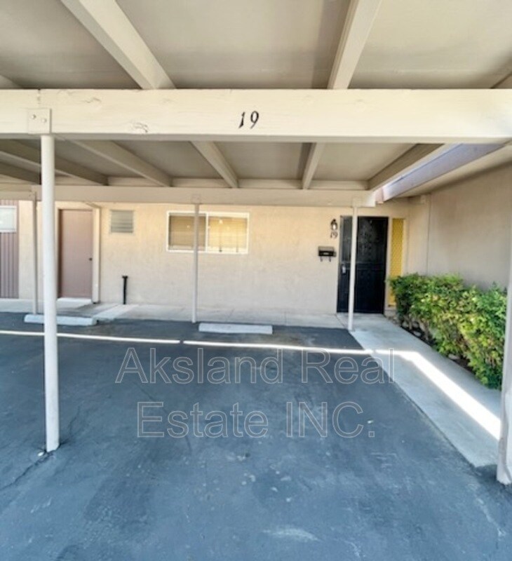805 Tully Rd Unit 19, Modesto, CA 95350 Condo for Rent in Modesto, CA