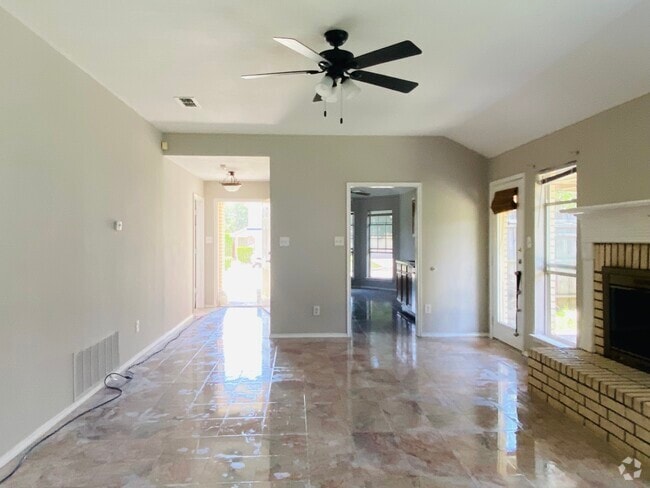 Building Photo - 7521 Ashcroft Cir