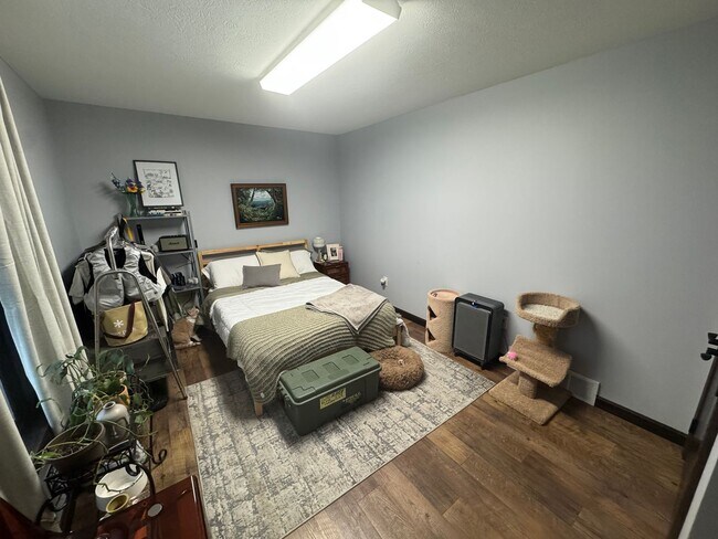 Foto del edificio - 236 S Market St