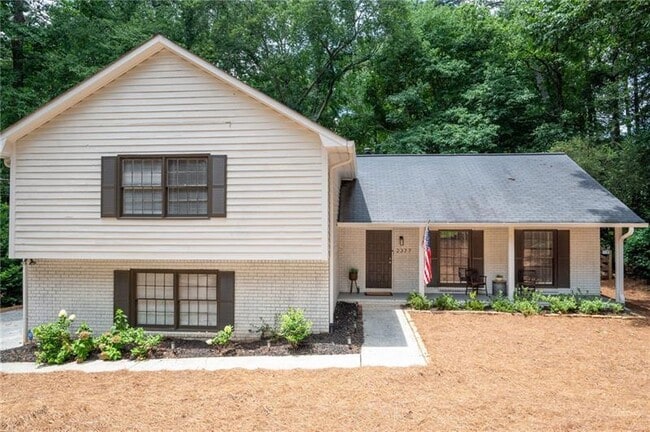 Foto del edificio - 2377 Emory Ln NE