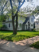 Building Photo - 519 Carson St