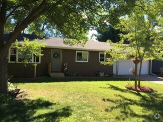 Building Photo - 739 Buttenhoff Dr