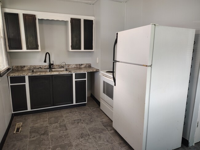 Foto del edificio - 4401 Queens Ave