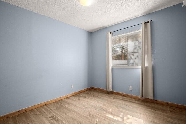 Foto del edificio - 5402 Brompton Cir